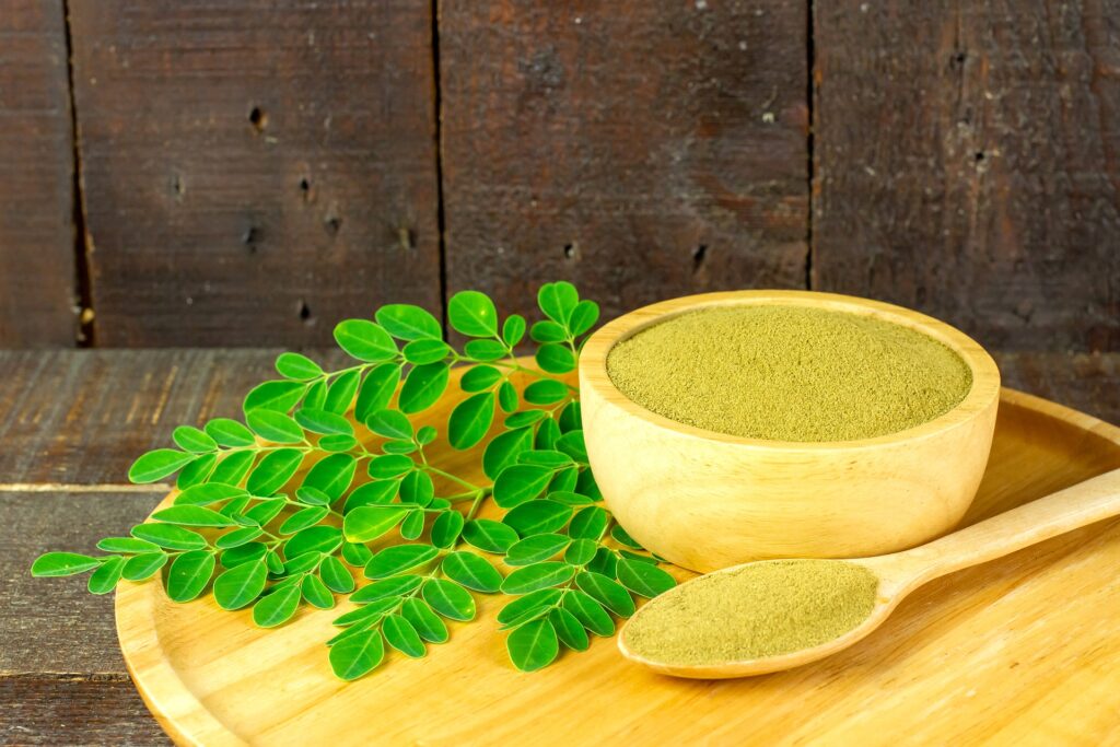 Moringa leaves and powder